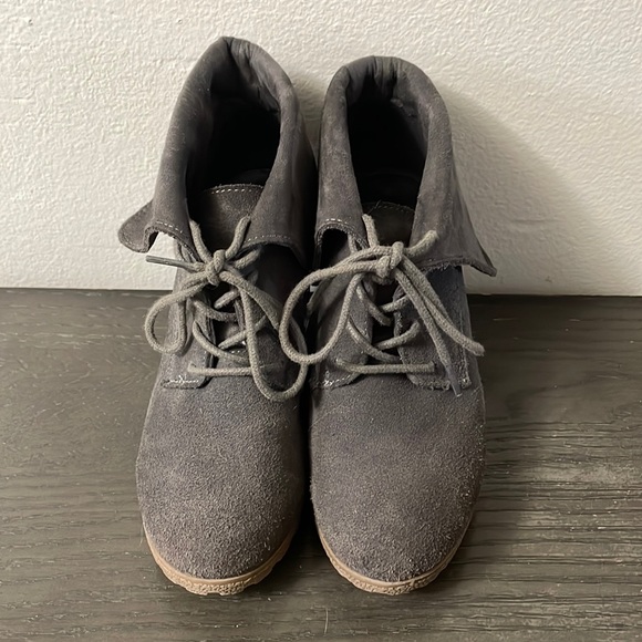 Mia Women’s Wedge Boot Grey Size 7.5 - Picture 1 of 6